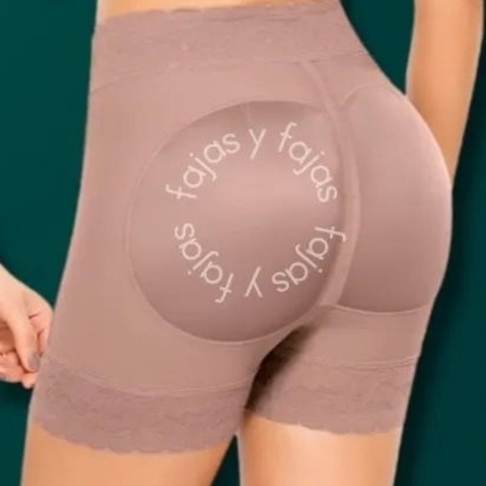 Trade For Mely 🖤✨️Faja Butt Scrunch Shorts